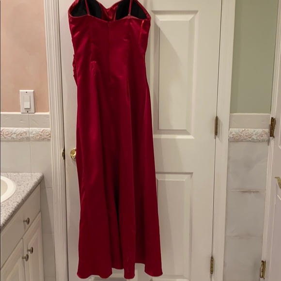 dress - Picture 4 of 4